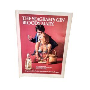 1974 Seagrams Gin Bloody Mary Sexy Woman Print Ad vintage 70s